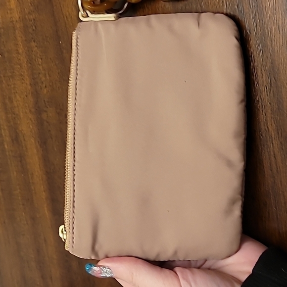 Alexis Hudson wristlet Alexis Hudson wristlet Alexis Hudson wristlet Alexis Huds - Picture 9 of 17